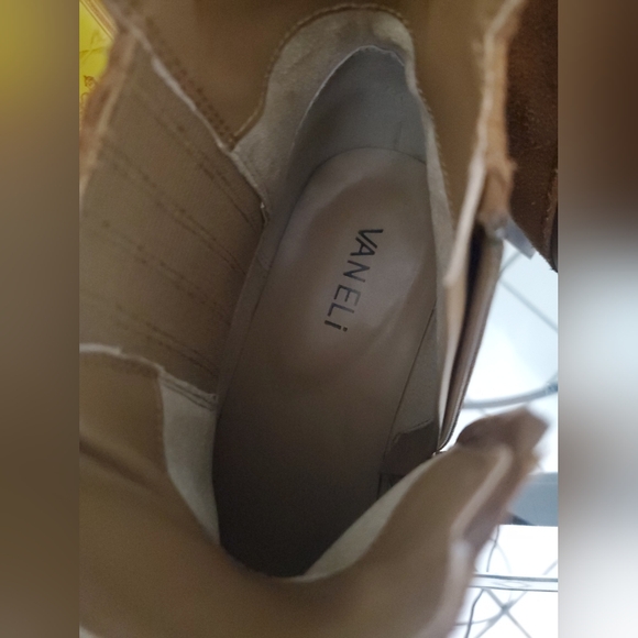 Vaneli Tan Leather Boots - Picture 9 of 10